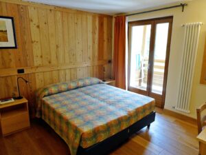 Single room Deluxe at Hotel Aigle, Courmayeur Mont Blanc.