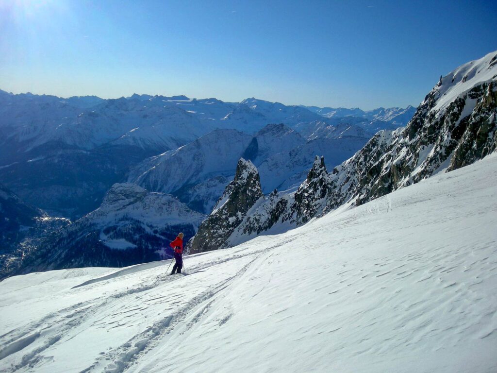 Sci alpinismo nel gruppo del Monte Bianco.